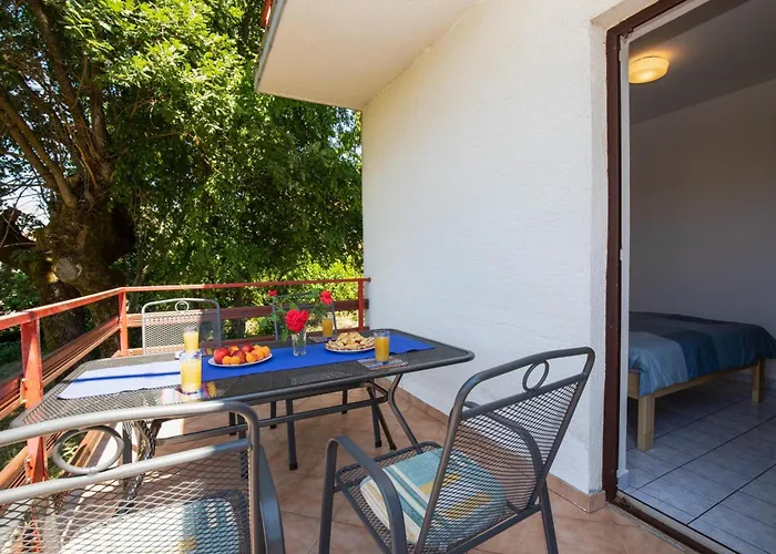Brankica Island Apartment Vantacici