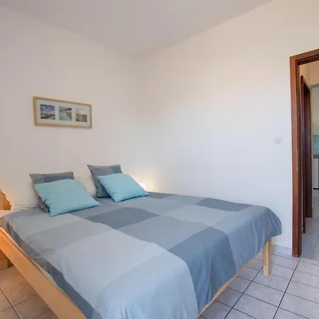 Brankica Island Apartment Vantacici