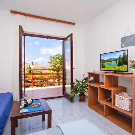 Brankica Island Apartment Vantacici