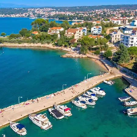 Apartment Brankica Island